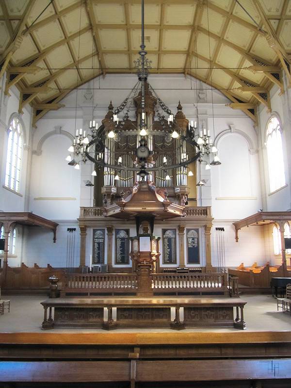 Kroonluchter Grote Kerk Apeldoorn combineert moderne technologie met historisch uiterlijk